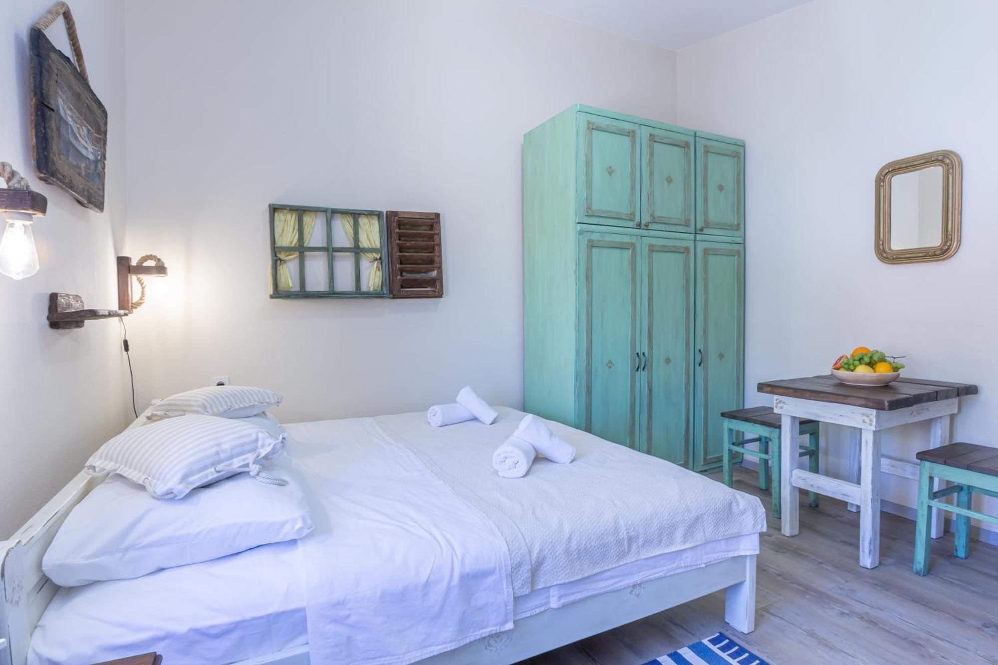 Rooms & Studio Apartments By The Way Baška Екстериор снимка